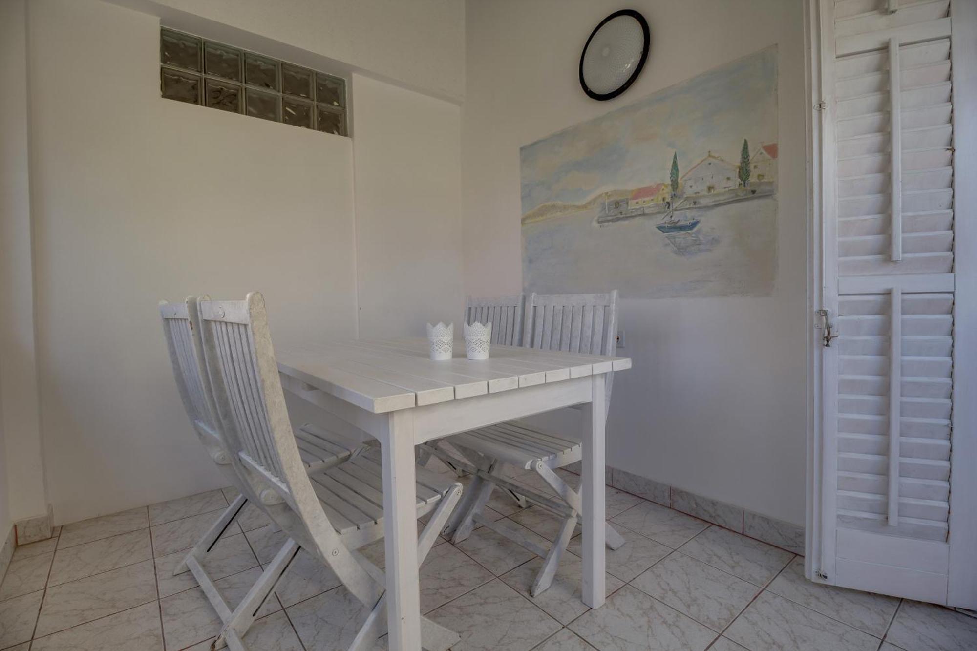Apartments Mandarina Мали-Лошинь Номер фото